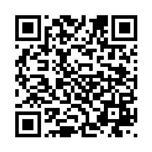 一眼看到了院子中停着的赵吏的车二维码生成