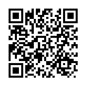 一缕银白色的头发瞬间就飘落在空中二维码生成