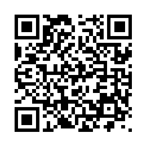 一股奇特的红色光芒开始包裹住了这株兰花二维码生成