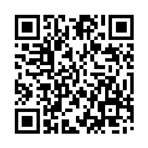 一脸微笑地感谢李裕来机场接陈建和自己二维码生成