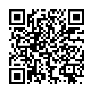 一辆汽车疾驰在江都通往湖州的高速公路上二维码生成