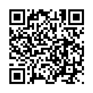 一边对着不远处的赵虎和陈刚大声的叫喊道二维码生成