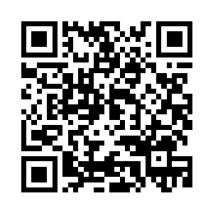 一道修长的人影从沙尘中慢慢走出二维码生成
