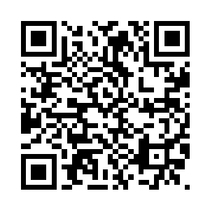 一道璀璨的光束顿时从那图案中涌出二维码生成