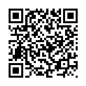 一道触目惊心的血印出现在地面上二维码生成