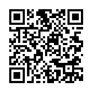 一道闪电落在距他们不远处的林间二维码生成