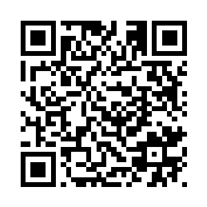 一队队形似难民的人正在排队上岸二维码生成