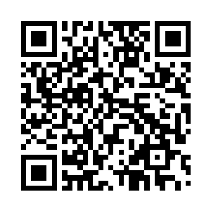 一面笑容满面对底下的大臣和命妇道二维码生成