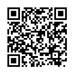 丁羽依旧是注视的看着训练场上面的情况二维码生成