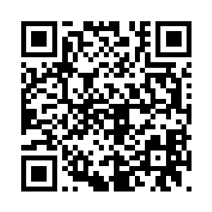 丁羽跟侯天亮则是同时的收回了自己的目光二维码生成