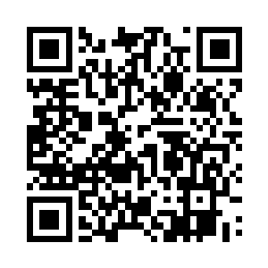 丁苒和羽菲几次三番想要开口问下叶凡二维码生成