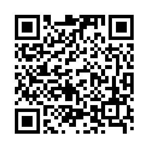 三两下就将他们三个给彻底地打趴下了二维码生成