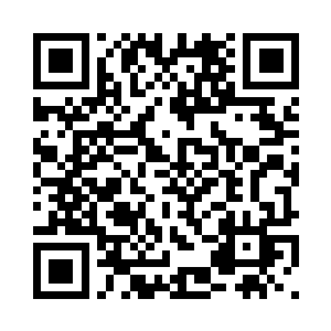 三个人出现在了秦嫣然所在的位置二维码生成