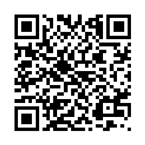 三名米国士兵都是一脸愁容的模样二维码生成