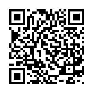 上面摆放着很多黑黢黢的金属圆球二维码生成