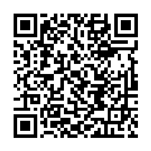 下一个有人烟的且能买到马匹的地方至少在两百里外二维码生成