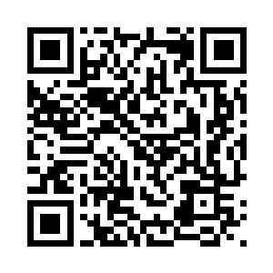 下午她到商务大厦面试了两个公司二维码生成