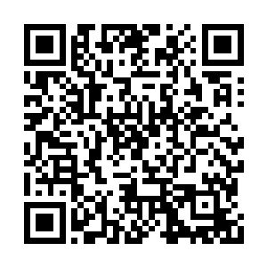 不但支撑着上面的两个人还表露了强烈的保护欲二维码生成