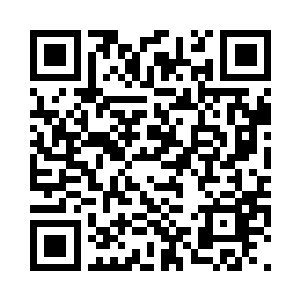 不但让对面的年轻男子吓的浑身一震二维码生成