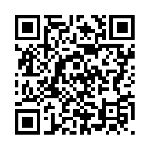 不动声色地将手中的茶杯交给了芍药二维码生成