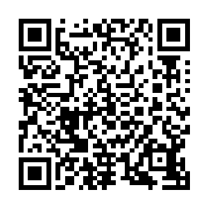 不同点在于光束最细微的组成是一个个微型的数字和符号二维码生成