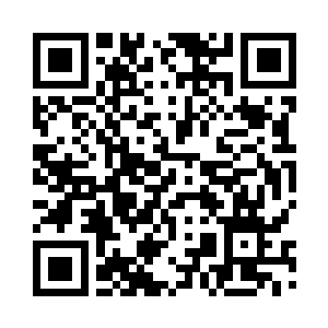 不容置疑的将两个小丫头打发了出去二维码生成