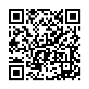 不对……尹若冰不是和战天雷订婚了吗二维码生成