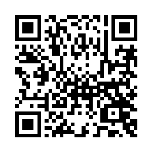 不少男宾都偷偷往风暮寒这边打量二维码生成