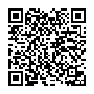 不断有年迈遗民徒步或者乘车至江畔远处遥望此景二维码生成