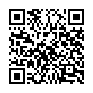 不管是以后像冯阿玉一样往他身上靠的二维码生成