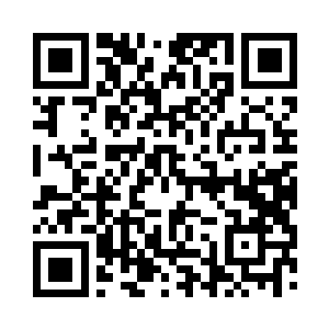 不约而同将视线投入在前方散发荧光的光脑上二维码生成