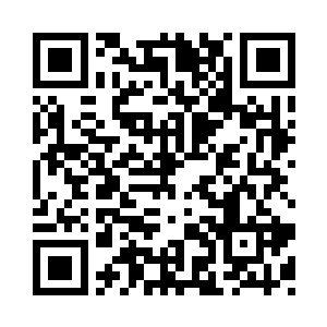 不过三个人站在领奖台上领奖的时候二维码生成