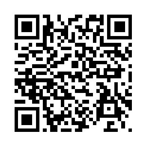 不过仍然有四五个学子脚踏飞舟路过二维码生成