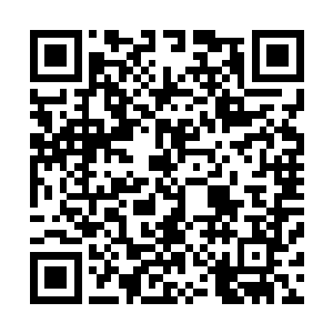 不过他知道自己的女儿心中对自己依旧还存在着很深的怨恨二维码生成