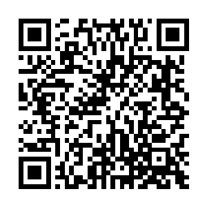 不过我走出去的时候雅文已经被老妈给推到房间里去了二维码生成