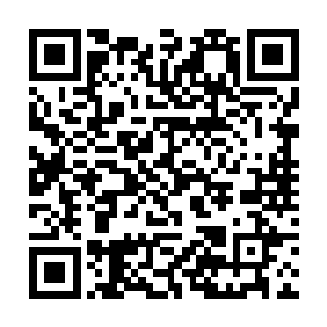 不过火神宫和逍遥山的领头人不会任由事态发展下去二维码生成