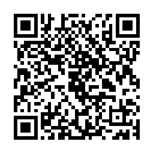 不过老人家的现线还是从开始到现在一直都放在自己的儿子身上二维码生成
