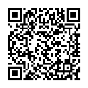 不过让人意外的是那个拿枪的家伙名字叫做张涛二维码生成