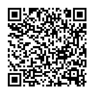 不过这个女生那双蓝色的眼睛却让张铁有一种看到一汪清澈溪水的感觉二维码生成