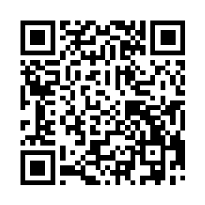 不过那边的三个年轻人看上去好像有点退缩了二维码生成