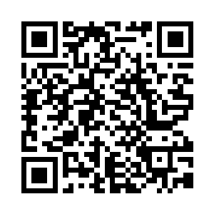 东西还没来得及放下就跟凌菲说起了话二维码生成