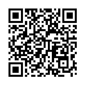 两个人借着手机的微光已经到了三楼二维码生成