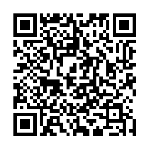 两个人在房间里说话――或在千年隼号里――总是最难拍的二维码生成