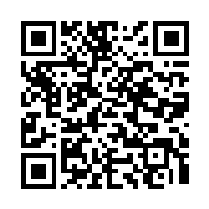 两个人正在慢慢地往回翻自己的歌页本二维码生成