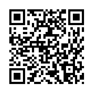 两个配枪的警察明显是临时赶来的武装安保二维码生成