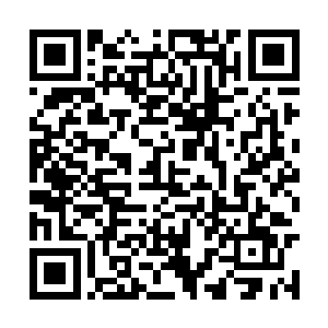 两位清吏司官员忠实地记录着今天看到的所有画面二维码生成