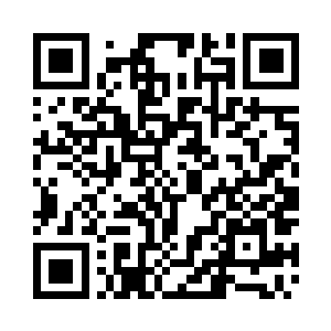 两名尖子生就摘了口罩提着背包站在路边挥手二维码生成