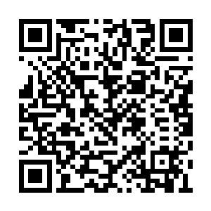 两女一旁的火吻女此时内心仿佛掀起了惊涛骇浪二维码生成