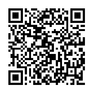 两年时间的差距却在两个人之间划出了一条鸿沟二维码生成