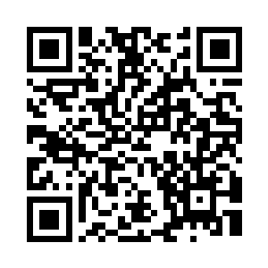 两枚形象不同的徽章直接出现在手里面二维码生成